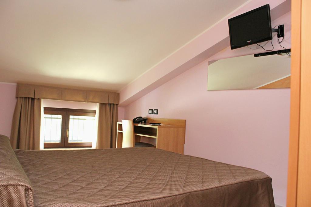 Halanus Hotel And Resort Alanno Exterior photo